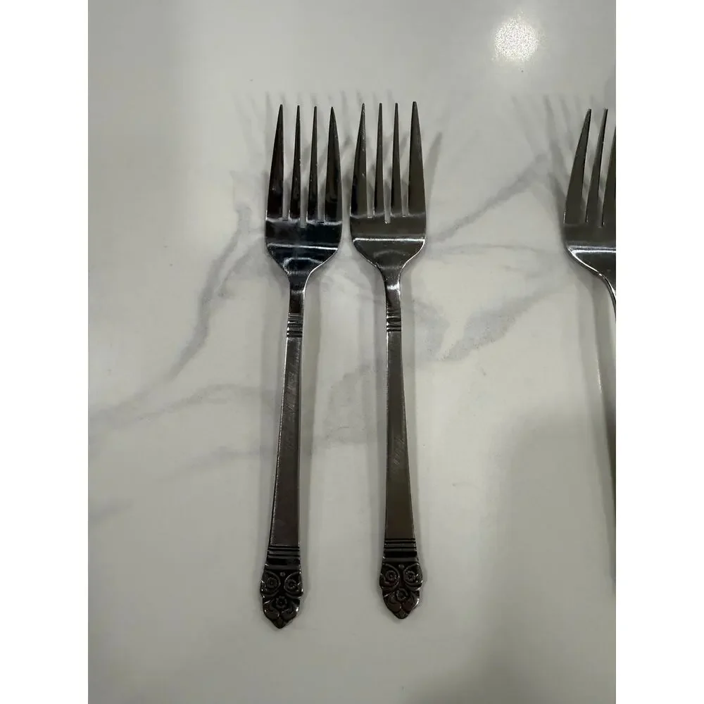 VINTAGE Rogers Co. Salad Forks Set 8 Stainless Korea Floral Replacement Flatware